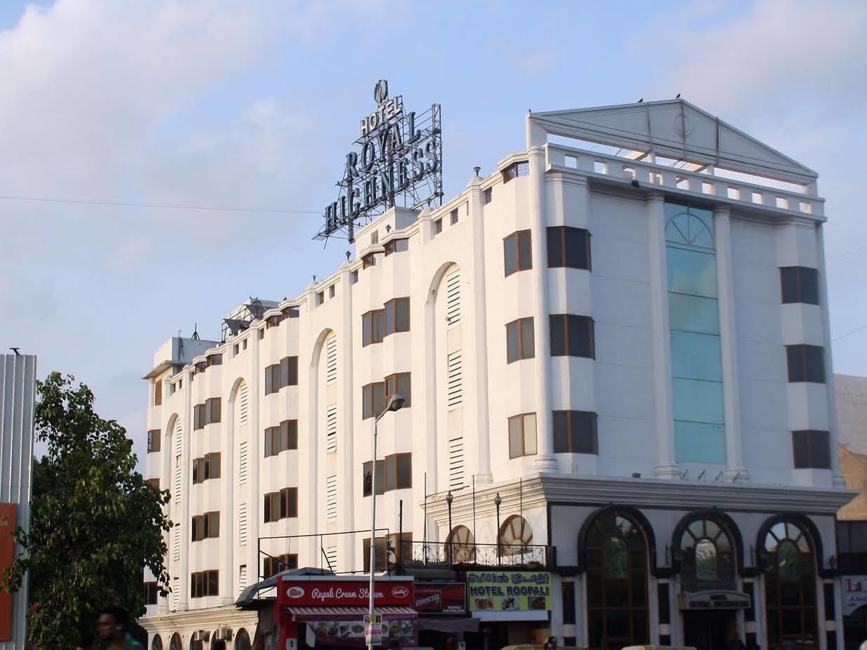 Hotel Royal Highness Ahmedabad Exterior photo